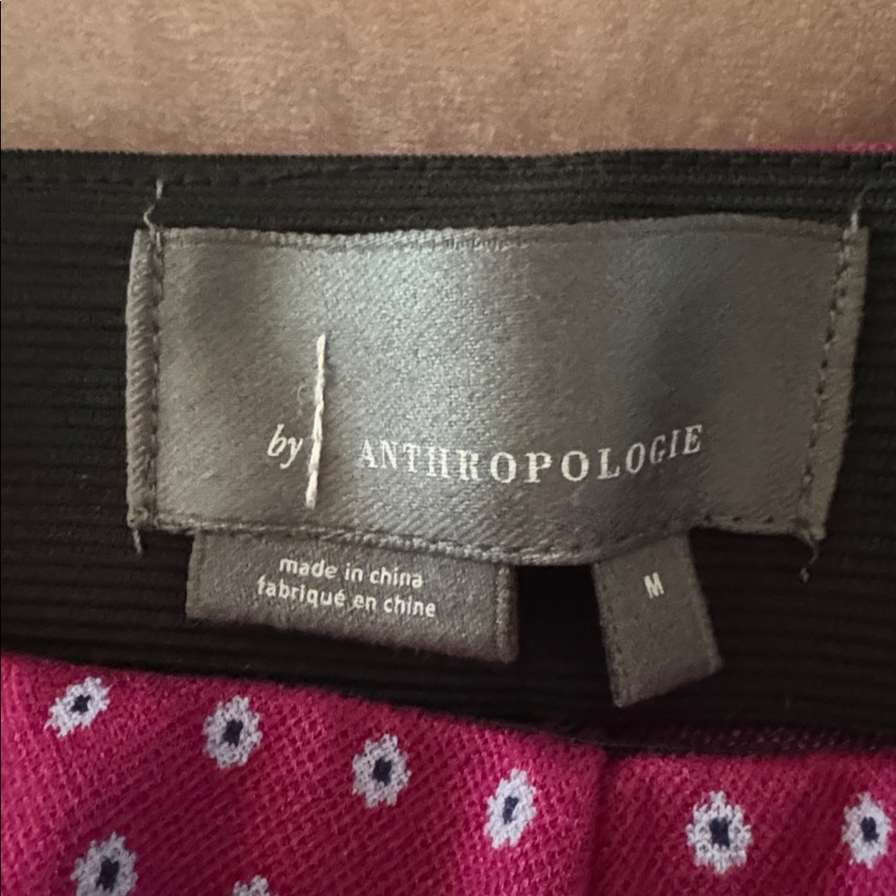 Anthropologie Pink and Black Patterned Pull On Crop Flared Pants sz M